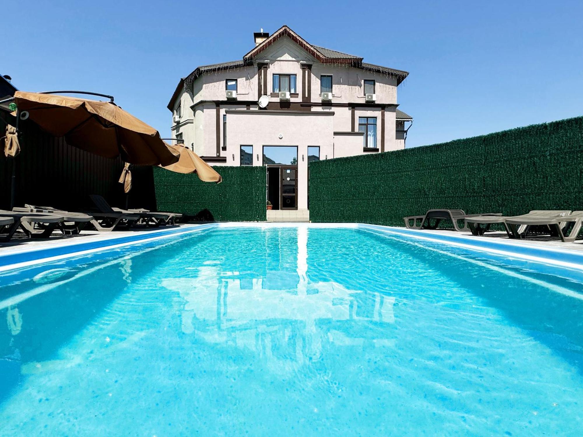 Signeev'S Villa Kijów Zewnętrze zdjęcie